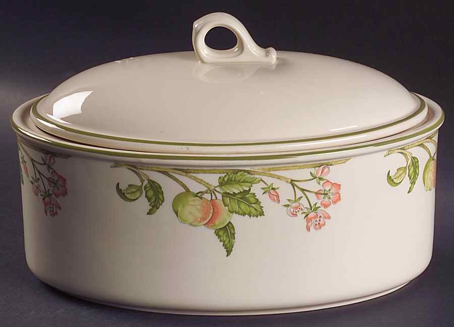 Wild Apple (Granada Sterling Shape) 2.5 Qt Oval Covered Casserole by Wedgwood-1