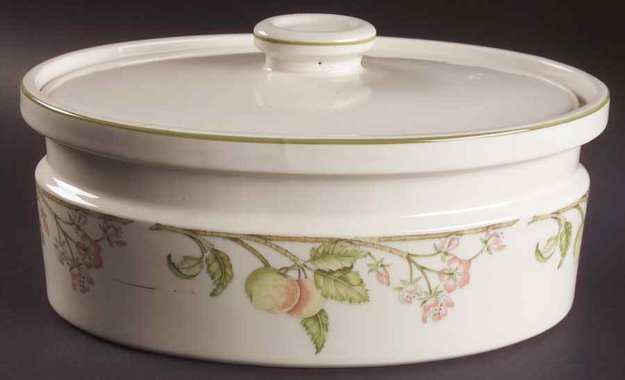 Wild Apple (Granada Sterling Shape) 2.5 Qt Oval Covered Casserole by Wedgwood-1