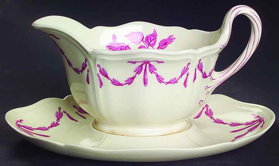 Williamsburg Husk Gravy Boat & Underplate by Wedgwood-1