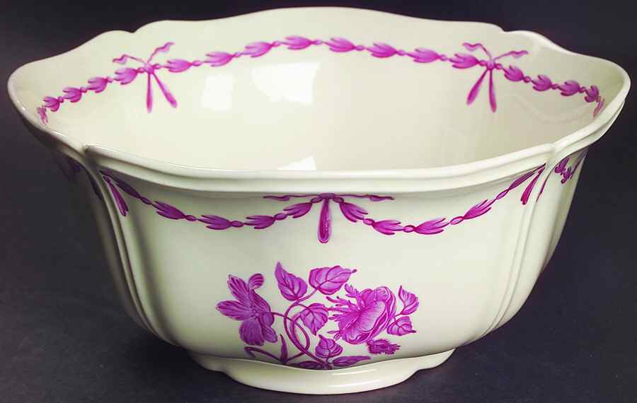Williamsburg Husk 9" Salad Serving Bowl by Wedgwood-1