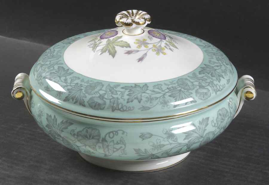 Wildflower Green Round Covered Vegetable by Wedgwood-1