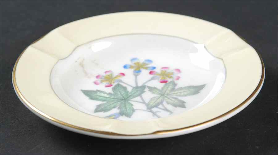 Wildflower Ivory Small Ashtray by Wedgwood-1