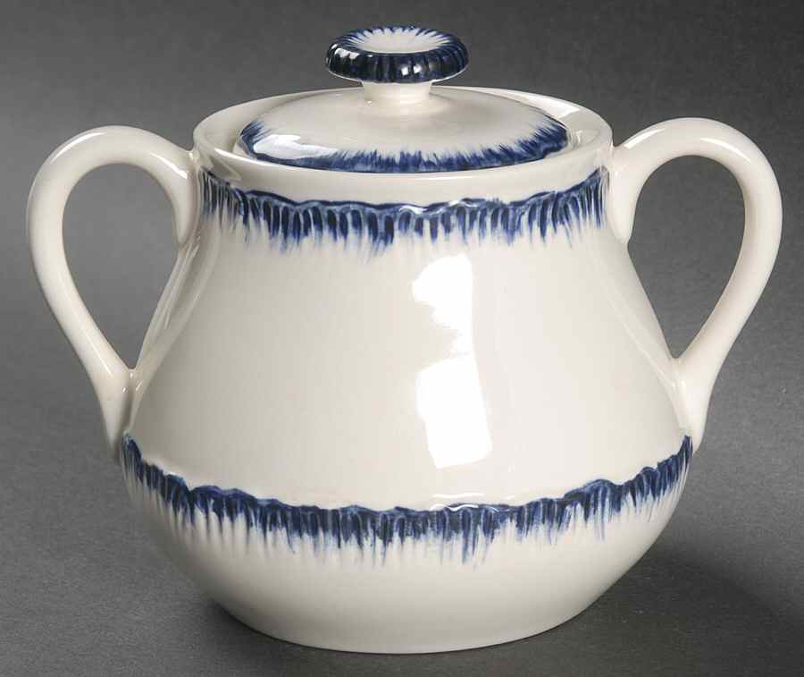 Williamsburg Blue Sugar Bowl & Lid by Wedgwood-1
