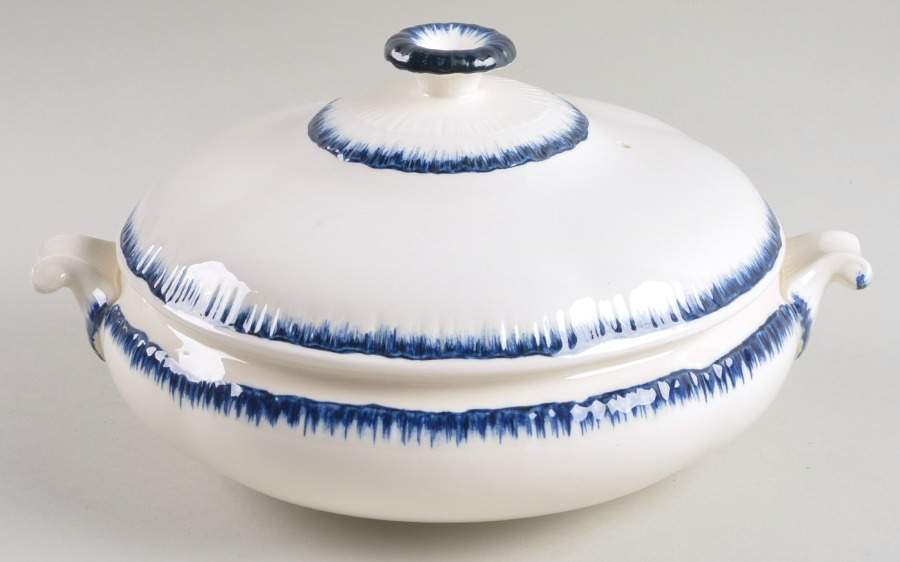Williamsburg Blue Round Covered Vegetable by Wedgwood-1