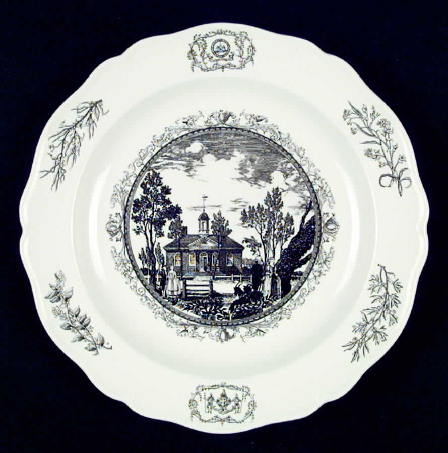 Williamsburg Virginia Dinner Plate by Wedgwood-1