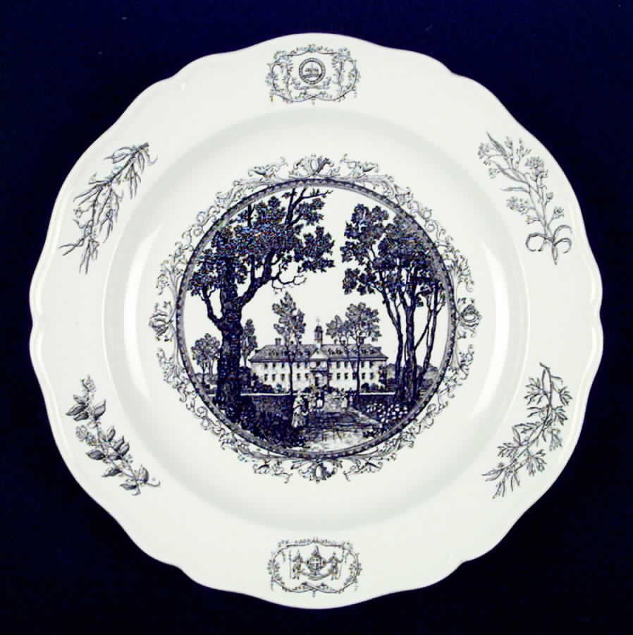 Williamsburg Virginia Dinner Plate by Wedgwood-1