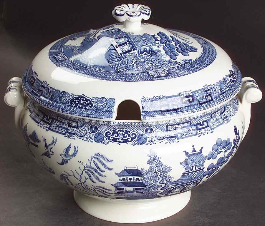 Willow Blue (Newer, Smooth) Tureen &  Lid by Wedgwood-1