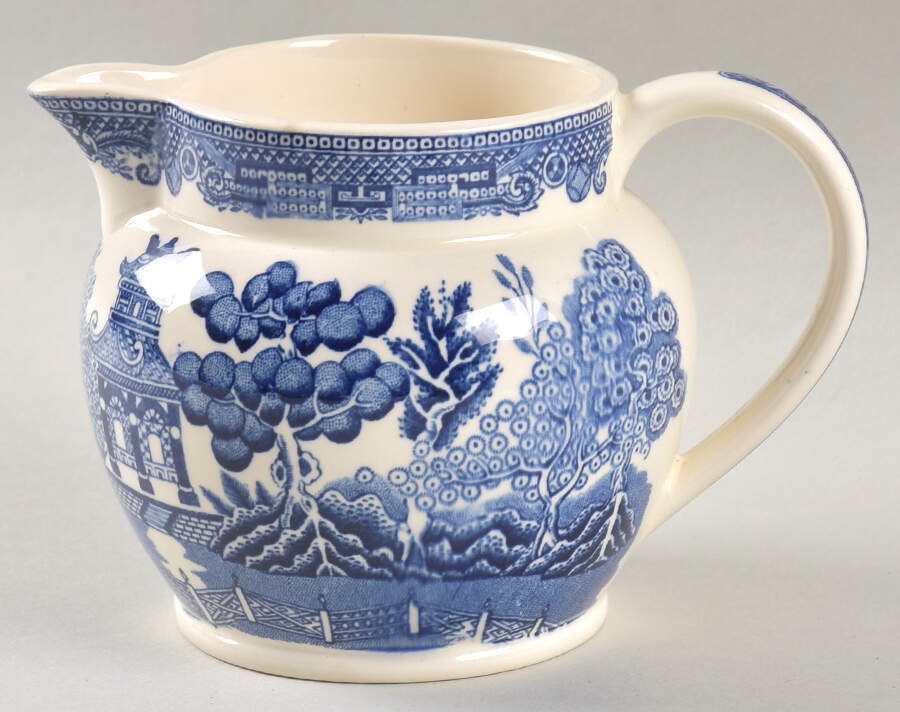 Willow Blue (Older, Smooth) Creamer by Wedgwood-1