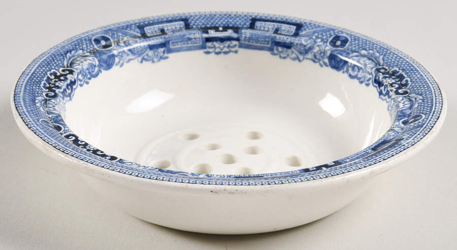 Willow Blue (Older, Smooth) Strainer for Soap Box with Lid by Wedgwood-1