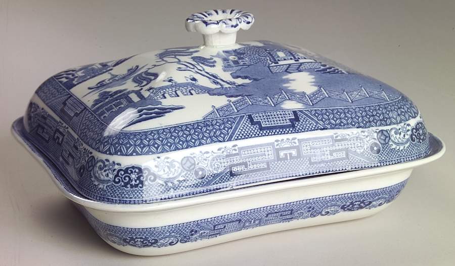 Willow Blue (Older, Smooth) Rectangular Covered Vegetable by Wedgwood-1