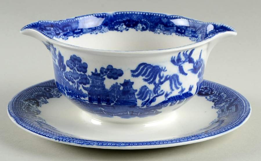 Willow Blue (Older, Smooth) Gravy Boat with Attached Underplate by Wedgwood-1