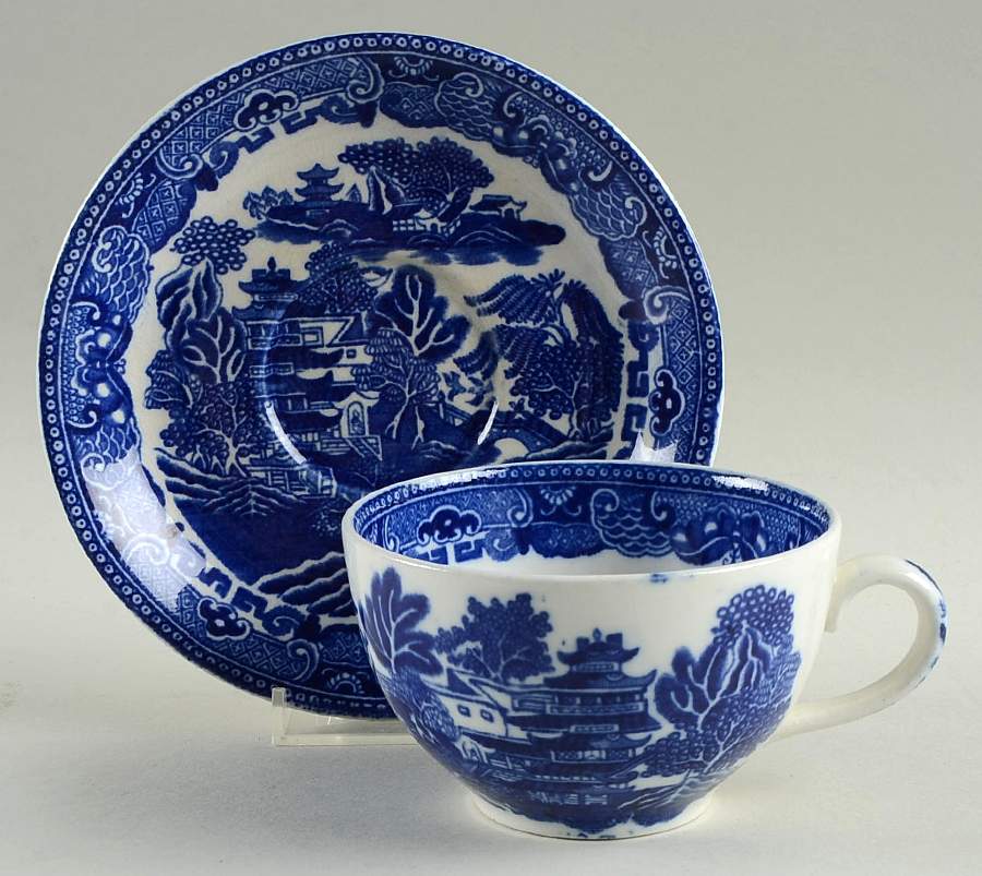 Willow Blue (Older, Smooth) Oversized Cup & Saucer Set by Wedgwood-1