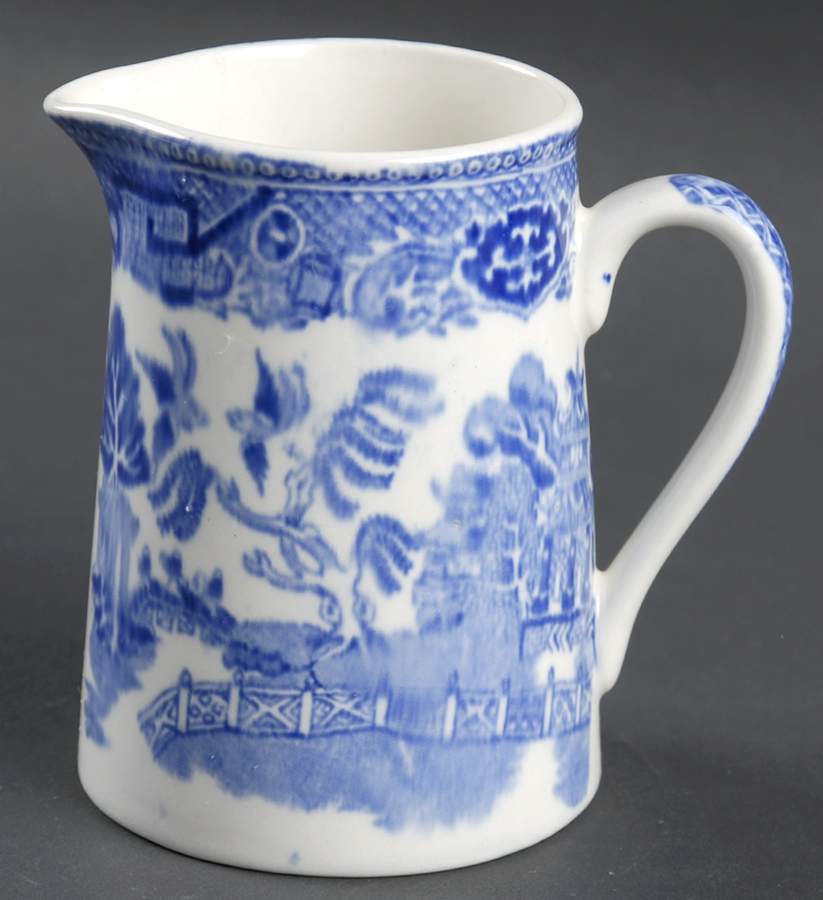Willow Blue (Older, Smooth) Creamer by Wedgwood-1