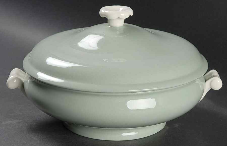 Wintergreen Round Covered Vegetable by Wedgwood-1