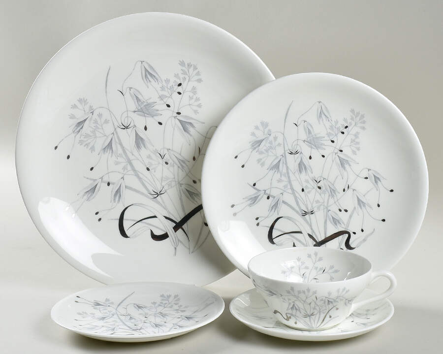 Wild Oats Bone China 40 Piece Estate Set by Wedgwood-1