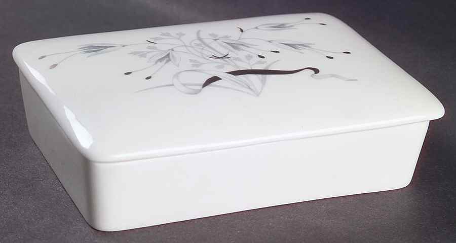 Wild Oats Bone China Cigarette Box & Lid by Wedgwood-1