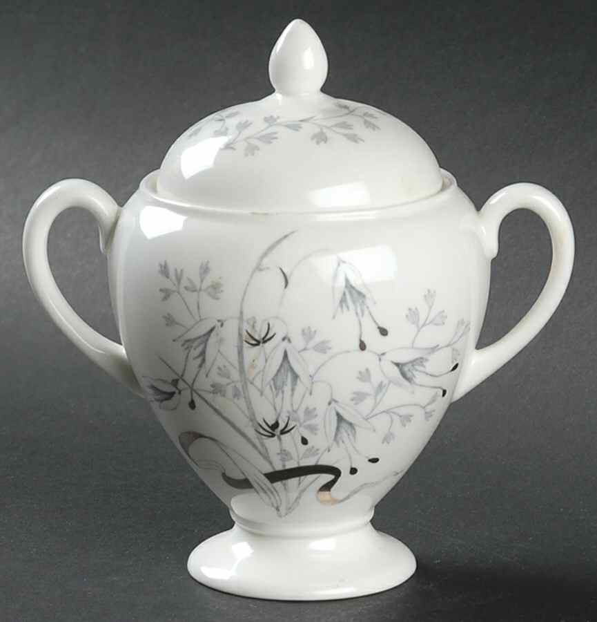 Wild Oats Bone China Globe Shape Sugar Bowl & Lid by Wedgwood-1
