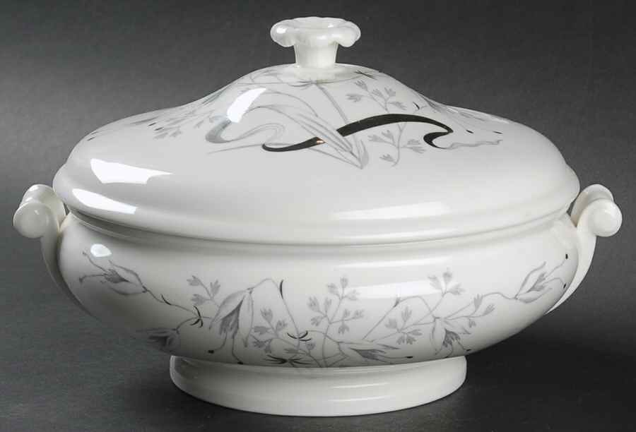 Wild Oats Bone China Round Covered Vegetable by Wedgwood-1