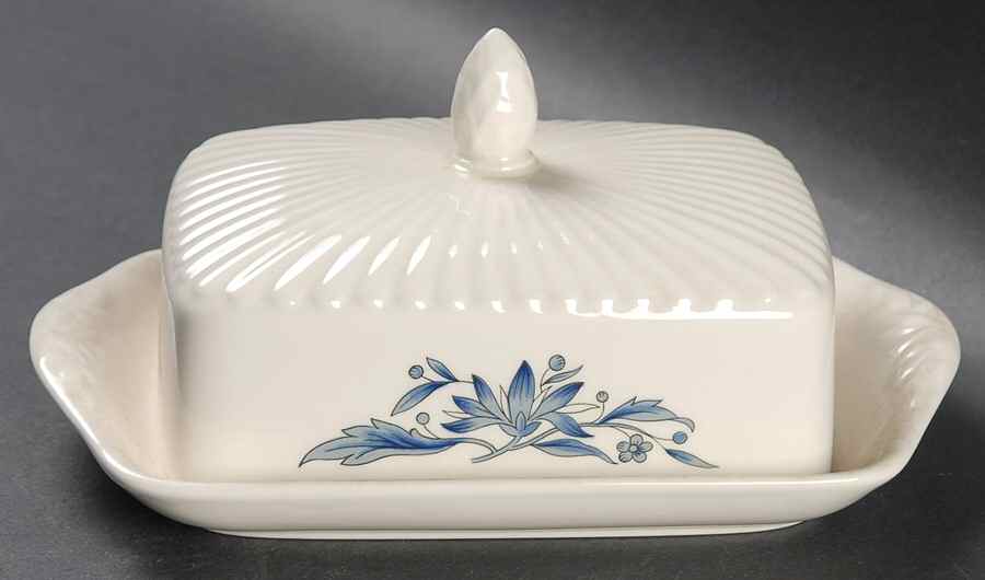 Williamsburg Potpourri Rectangular Covered Butter by Wedgwood-1