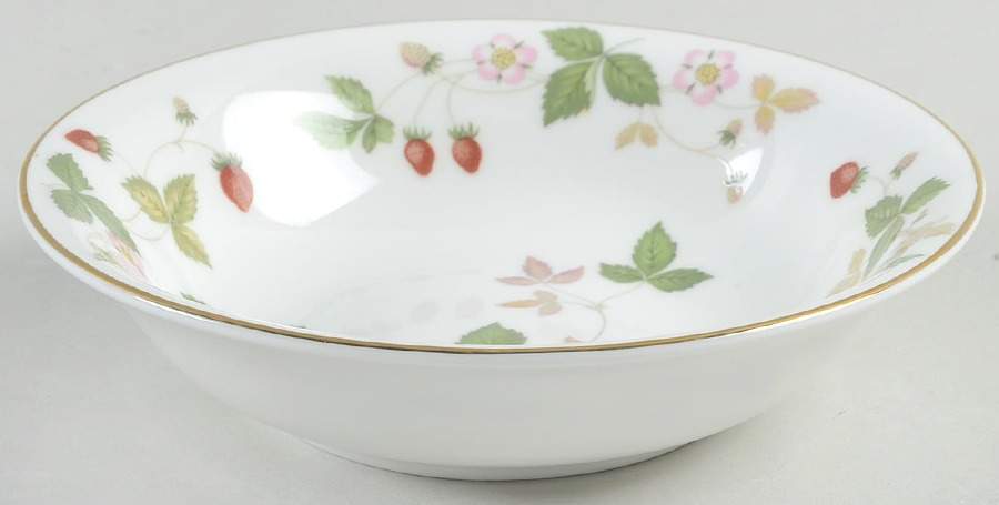 Wild Strawberry (Bone & Oven To Table) Coupe Cereal Bowl by Wedgwood-1
