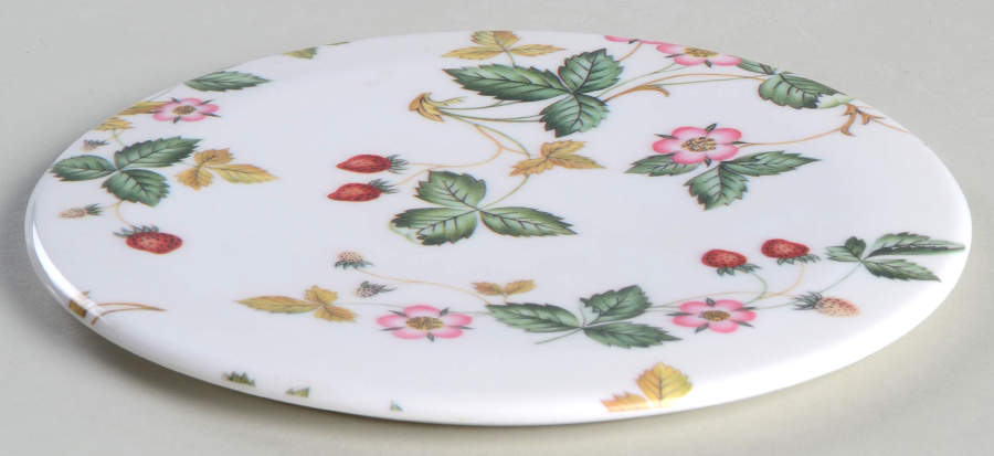 Wild Strawberry (Bone & Oven To Table) Melamine/Melmac Trivet by Wedgwood-1