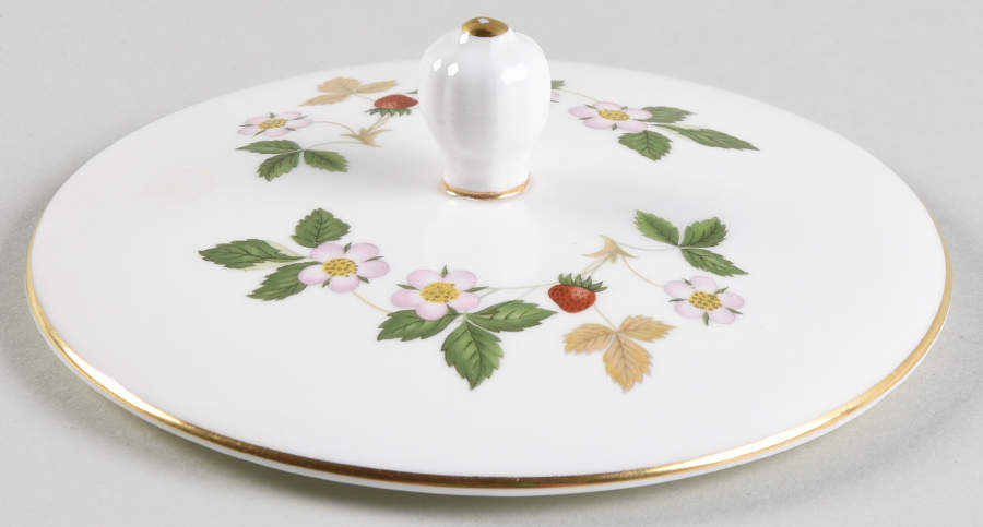 Wild Strawberry (Bone & Oven To Table) Murray Dish, Lid Only by Wedgwood-1