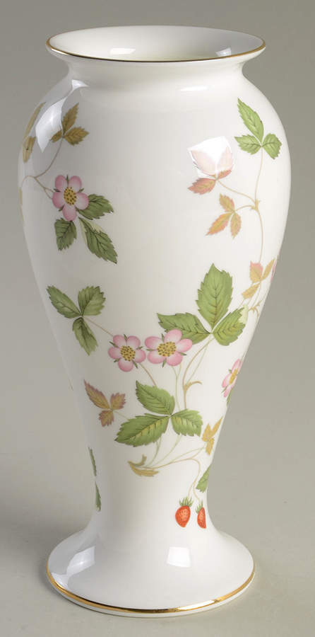 Wild Strawberry (Bone & Oven To Table) 8" Vase by Wedgwood-1