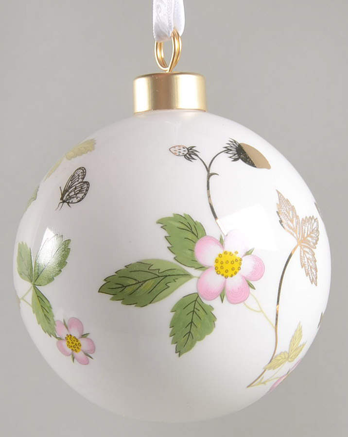 Wild Strawberry (Bone & Oven To Table) Ornament by Wedgwood-1