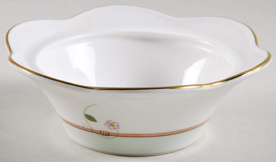Wild Strawberry (Bone & Oven To Table) Sugar Bowl No Lid by Wedgwood-1