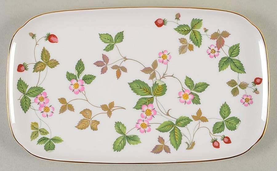 Wild Strawberry (Bone & Oven To Table) 10" Sandwich Tray by Wedgwood-1