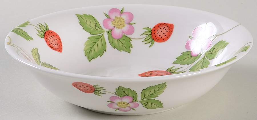 Wild Strawberry (Bone & Oven To Table) Child's Bowl by Wedgwood-1
