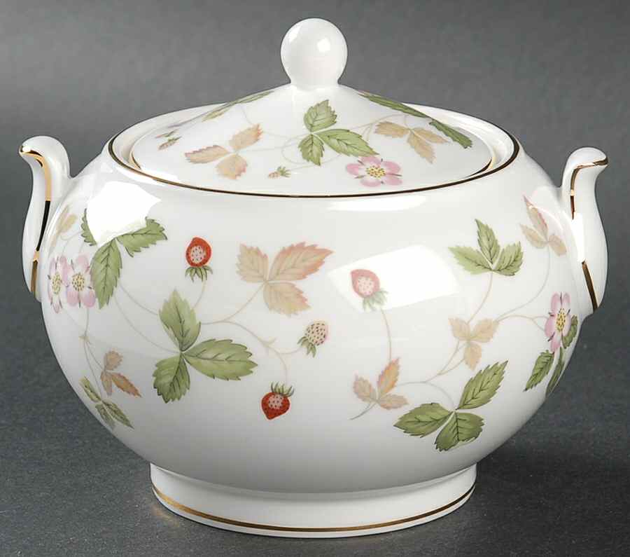 Wild Strawberry (Bone & Oven To Table) 146 Shape Sugar Bowl & Lid by Wedgwood-1
