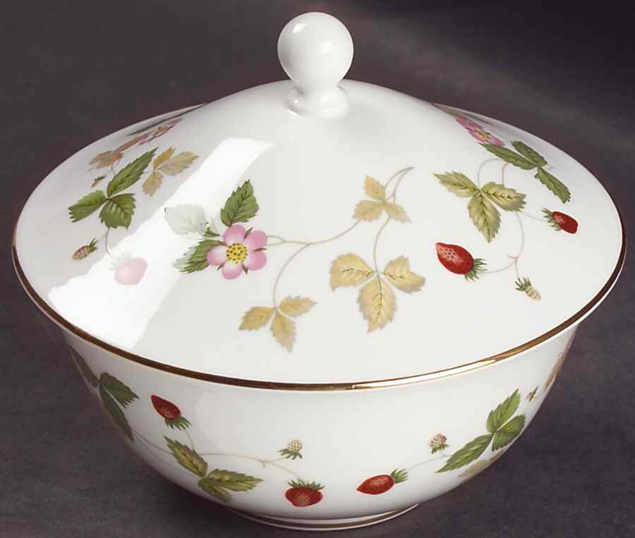 Wild Strawberry (Bone & Oven To Table) Rice Bowl & Lid by Wedgwood-1
