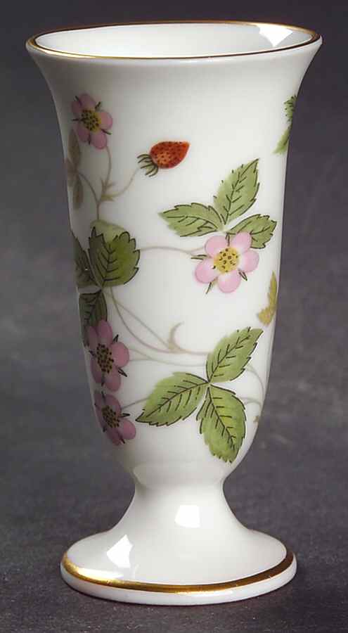 Wild Strawberry (Bone & Oven To Table) Mini Vase by Wedgwood-1
