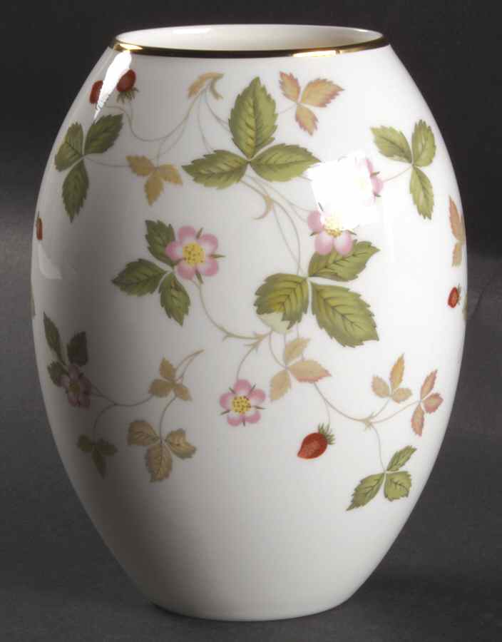 Wild Strawberry (Bone & Oven To Table) 6" Tulip Vase by Wedgwood-1