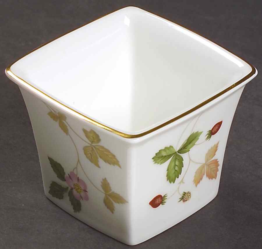 Wild Strawberry (Bone & Oven To Table) Candleholder by Wedgwood-1