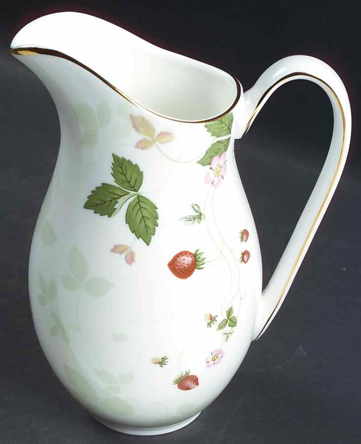 Wild Strawberry (Bone & Oven To Table) 16 Oz Jug by Wedgwood-1
