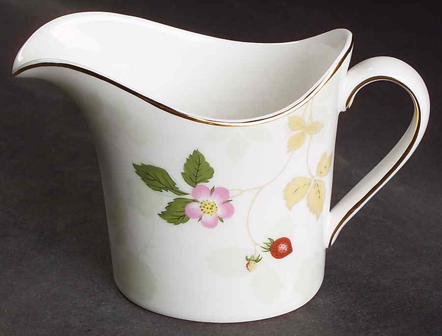 Wild Strawberry (Bone & Oven To Table) Oval Mini Creamer by Wedgwood-1