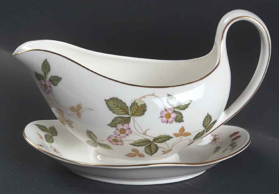 Wild Strawberry (Bone & Oven To Table) Gravy Boat with Attached Underplate by Wedgwood-1