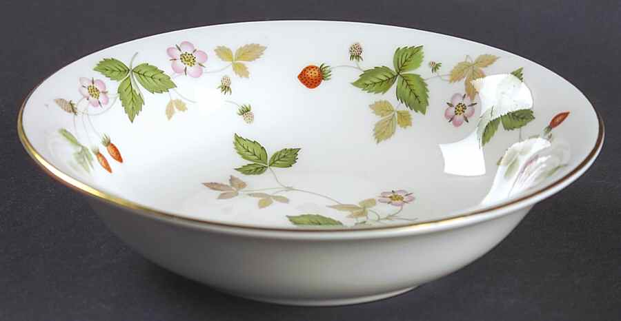 Wild Strawberry (Bone & Oven To Table) Coupe Cereal Bowl by Wedgwood-1