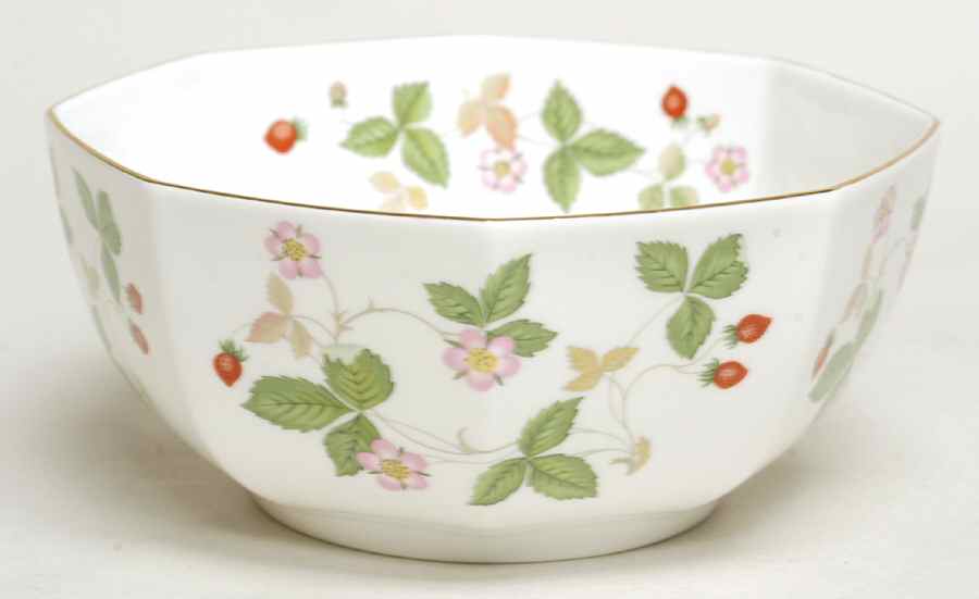 Wild Strawberry (Bone & Oven To Table) 6" Octagonal Vegetable Bowl by Wedgwood-1