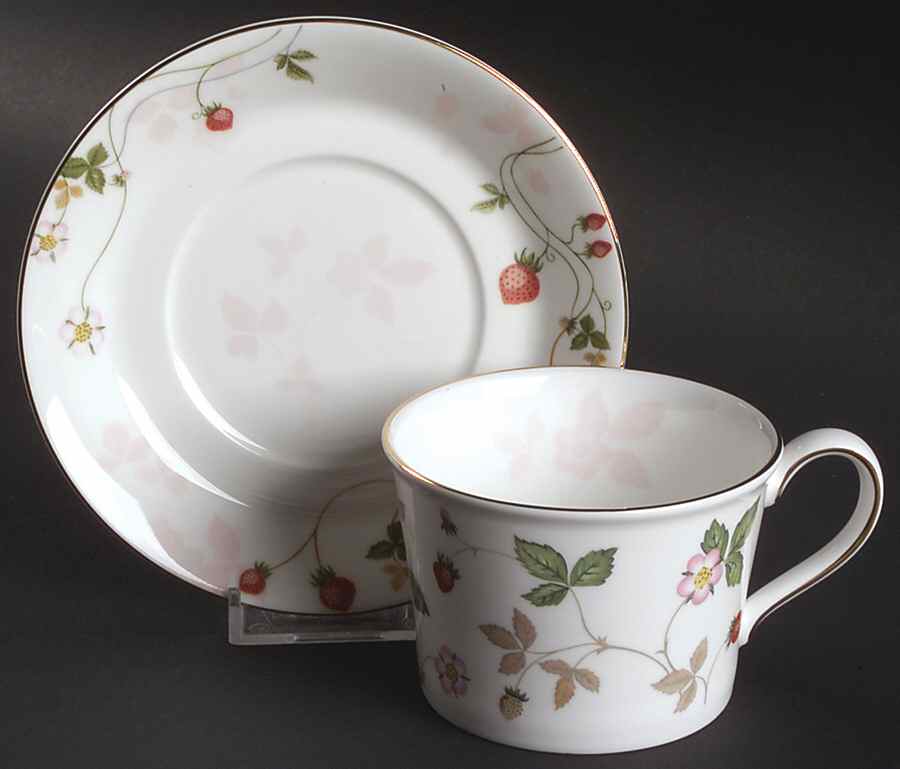 Wild Strawberry (Bone & Oven To Table) Flat Cup & Saucer Set by Wedgwood-1