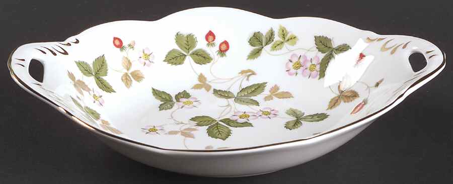 Wild Strawberry (Bone & Oven To Table) 7" Winsor Tray by Wedgwood-1