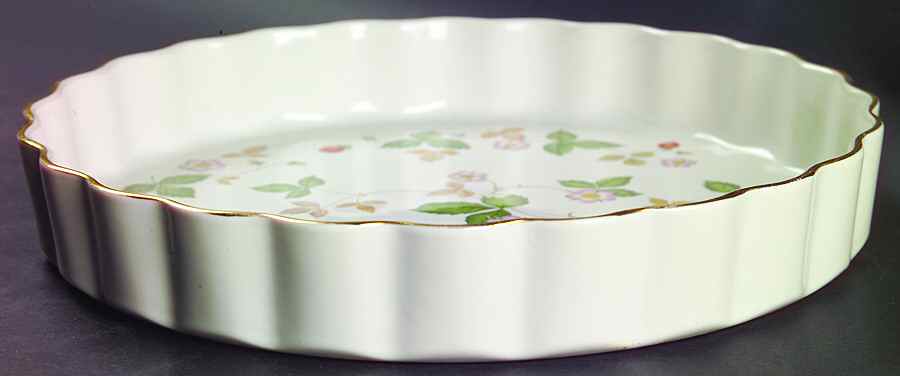 Wild Strawberry (Bone & Oven To Table) 10" Quiche by Wedgwood-1