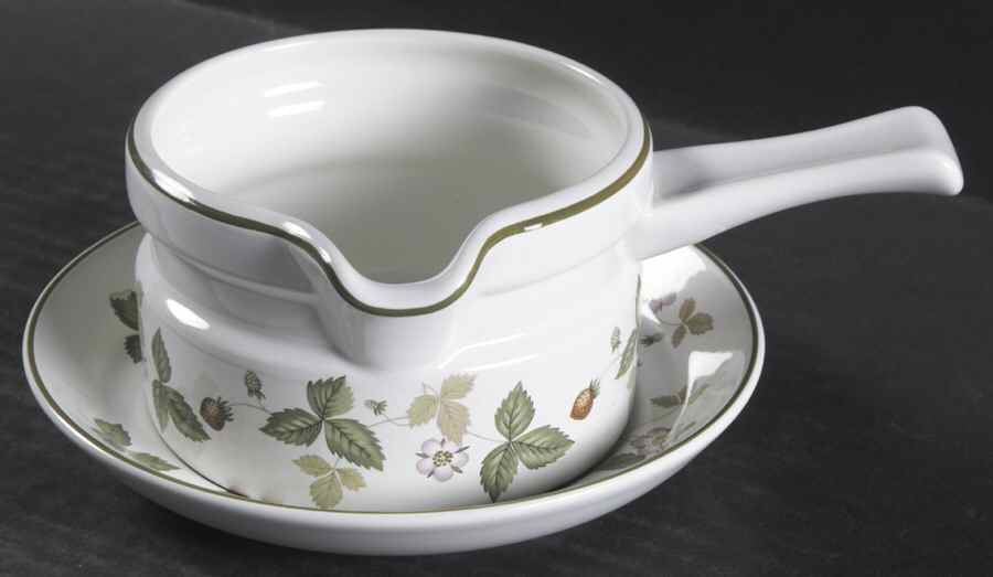 Wild Strawberry (Earthenware) Gravy Boat & Underplate by Wedgwood-1