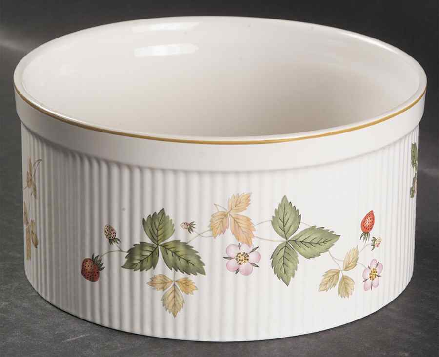 Wild Strawberry (Bone & Oven To Table) 7" Souffle by Wedgwood-1