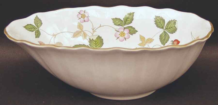 Wild Strawberry (Earthenware) Avocado Bowl by Wedgwood-1