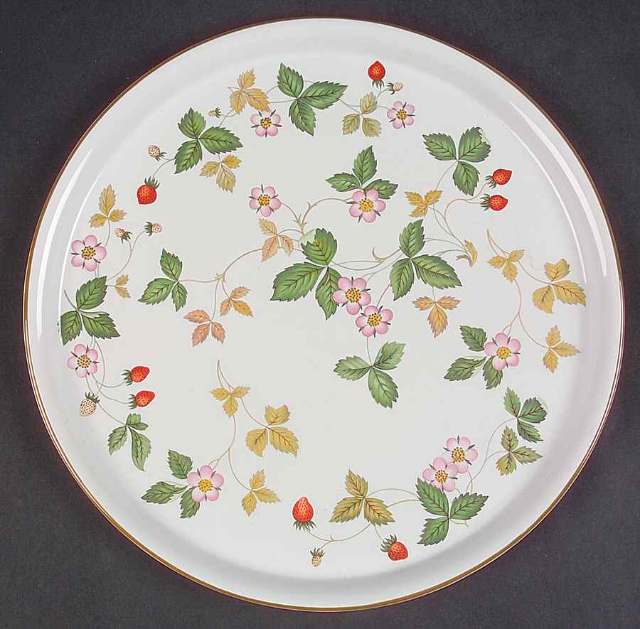 Wild Strawberry (Earthenware) 9" Pizza/Cheese/Cake Plate by Wedgwood-1