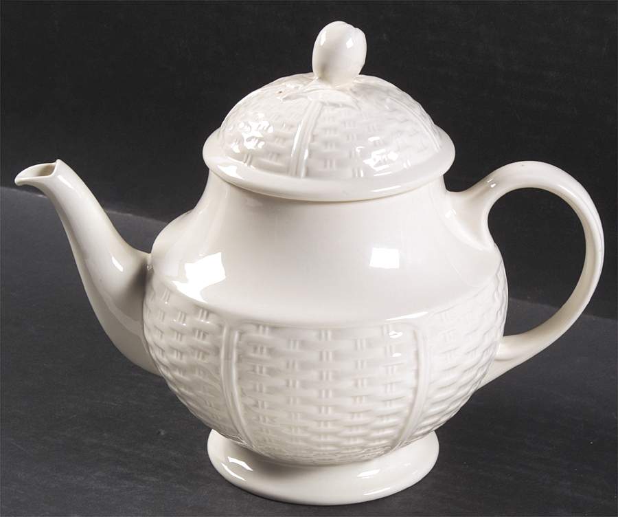 Willow Weave Teapot & Lid by Wedgwood-1