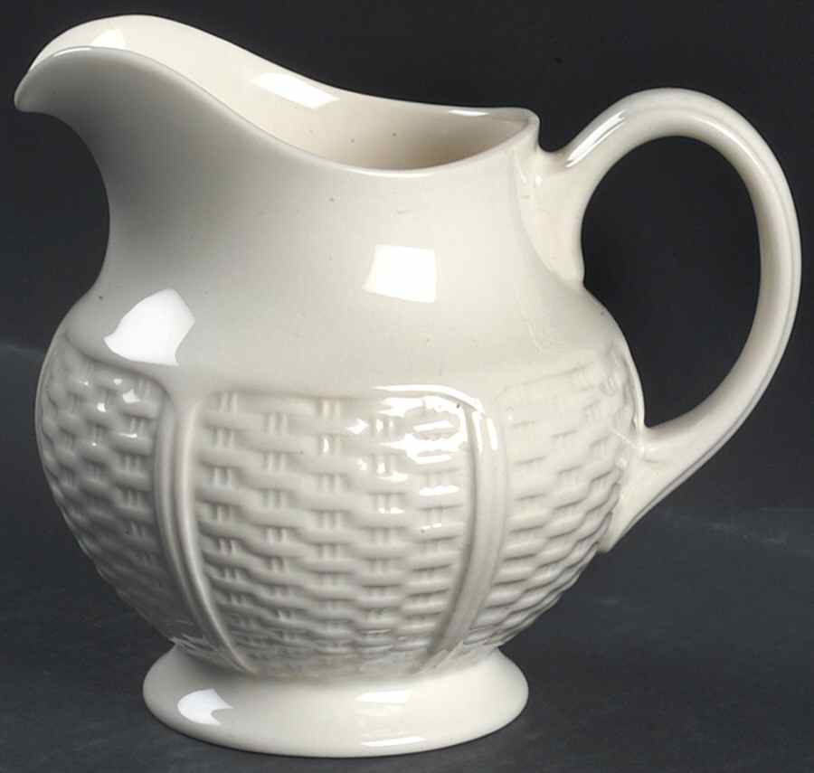 Willow Weave Creamer by Wedgwood-1